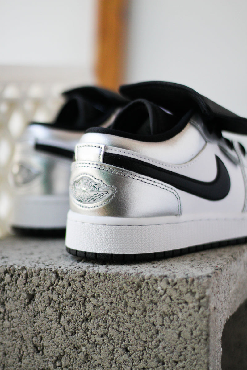 AIR JORDAN 1 LOW SE 