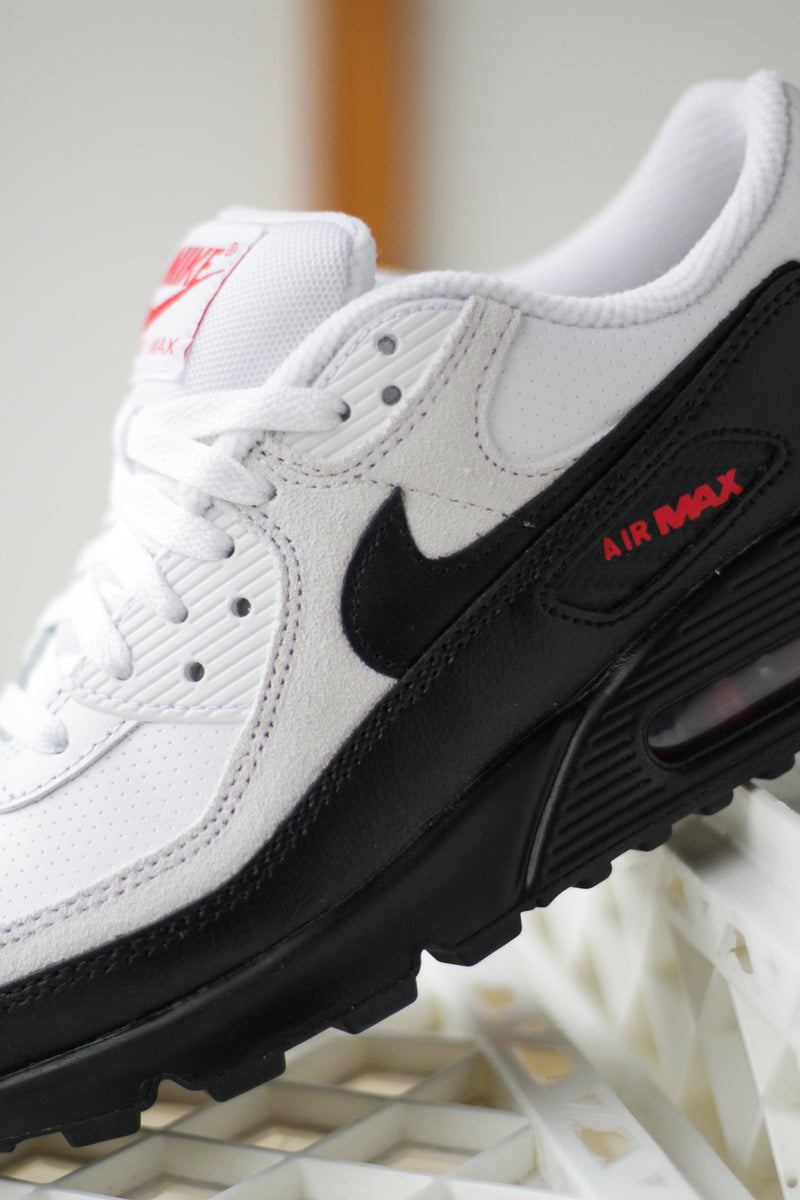NIKE AIR MAX 90 