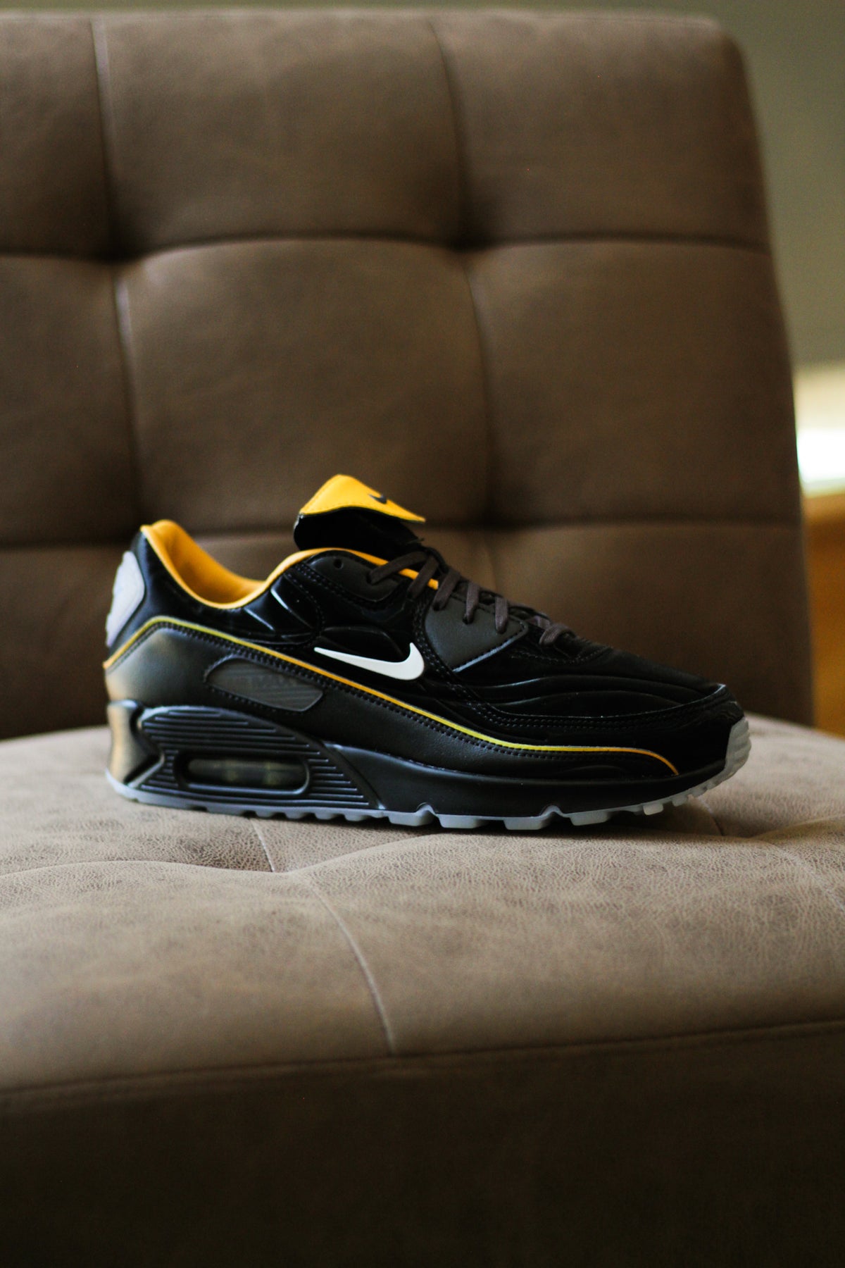 NIKE AIR MAX 90 