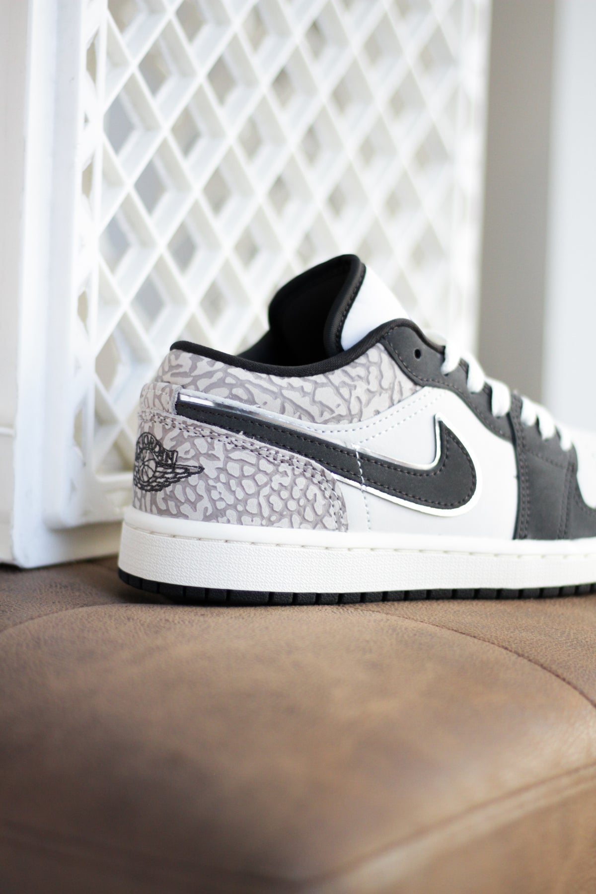 AIR JORDAN 1 LOW SE 