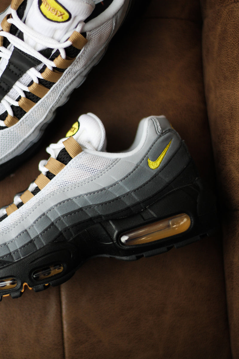 AIR MAX 95 "YELLOW STRIKE"