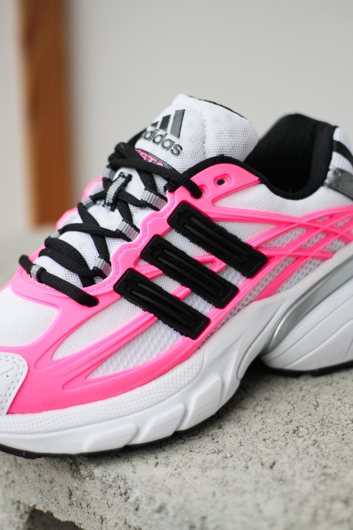 W ADIDAS ADISTAR CUSHION XLG 2.0 