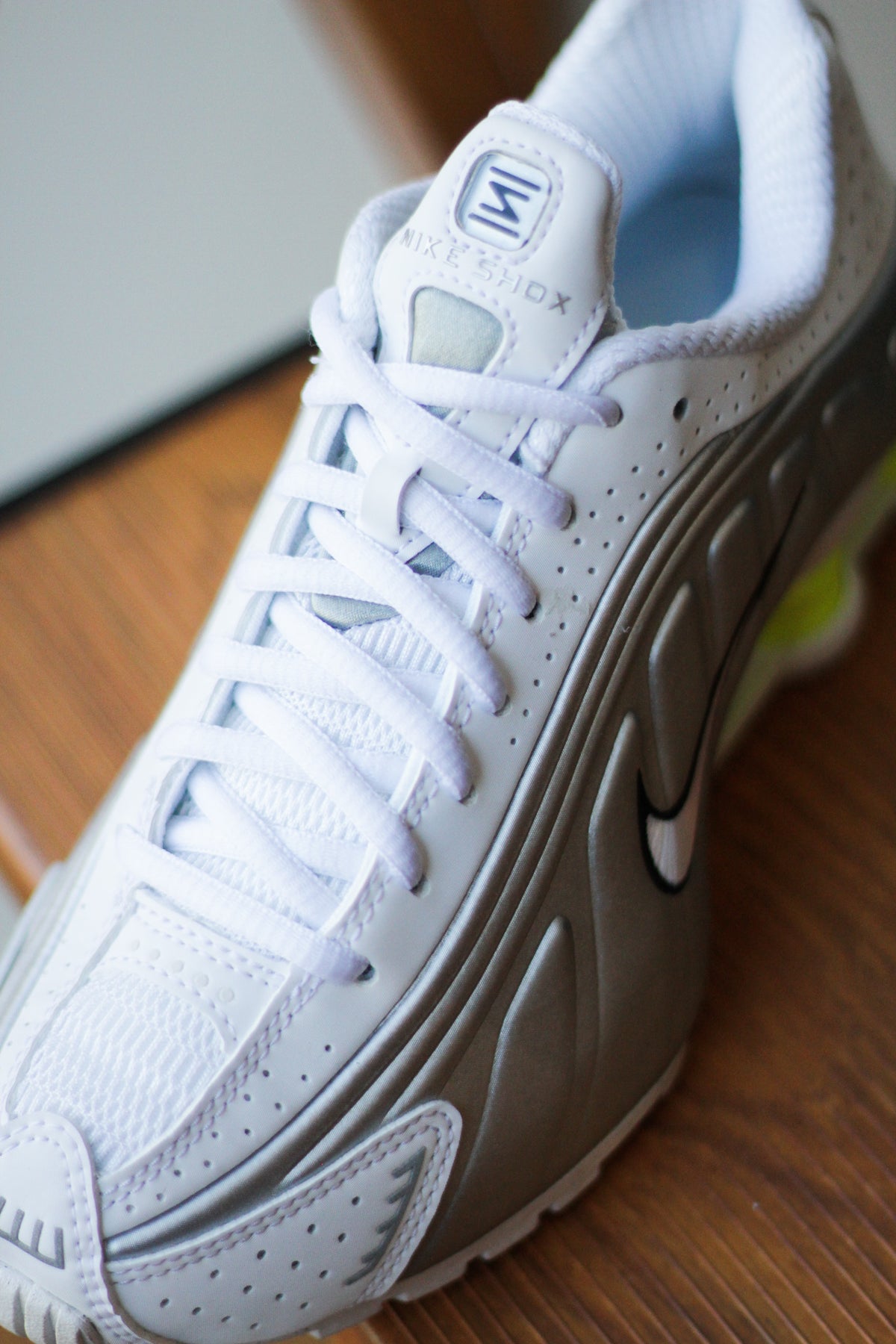 スニーカー Nike Shox R4 W Sneaker W SHOX R4 