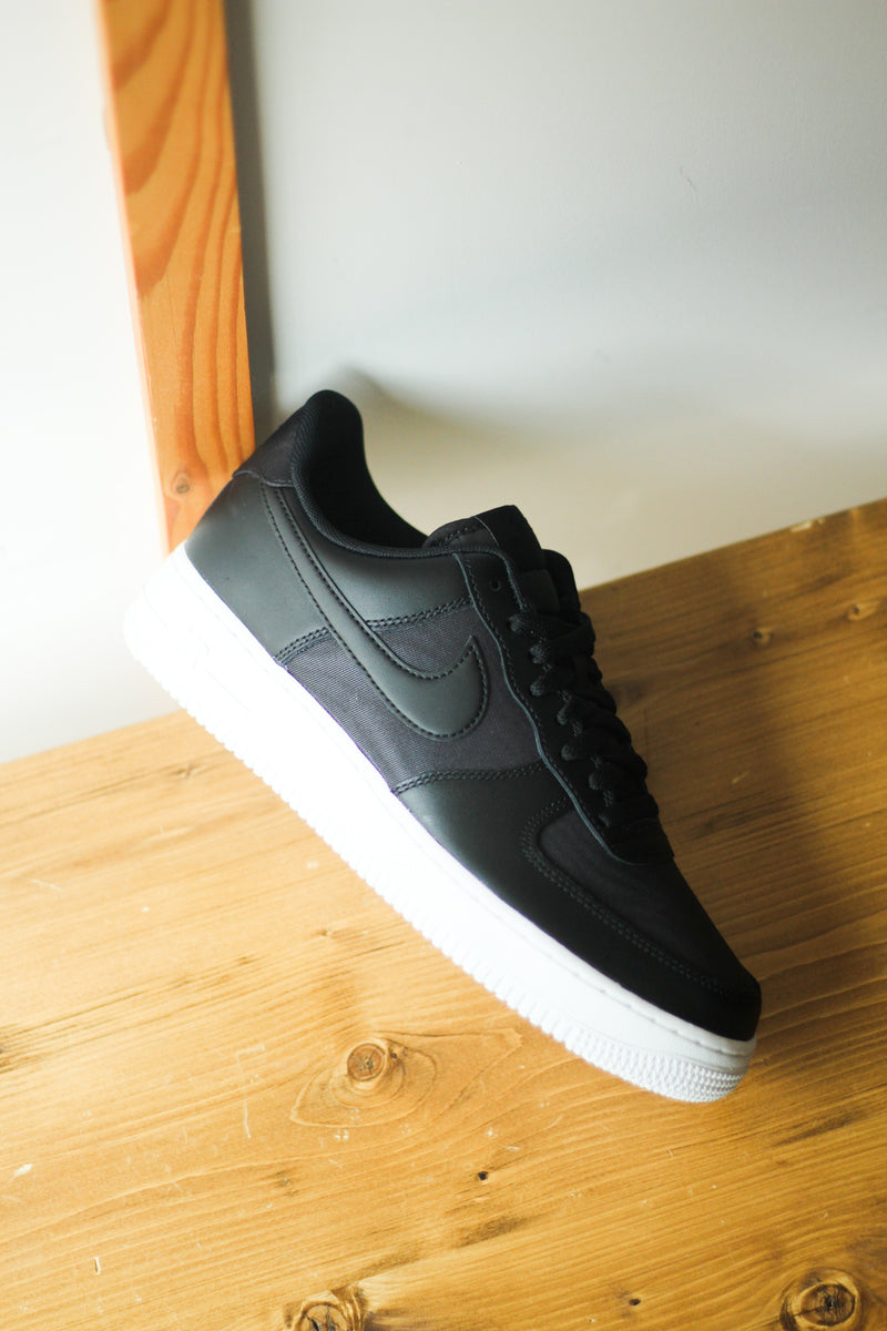 AIR FORCE 1 '07 LV8 "BLACK"