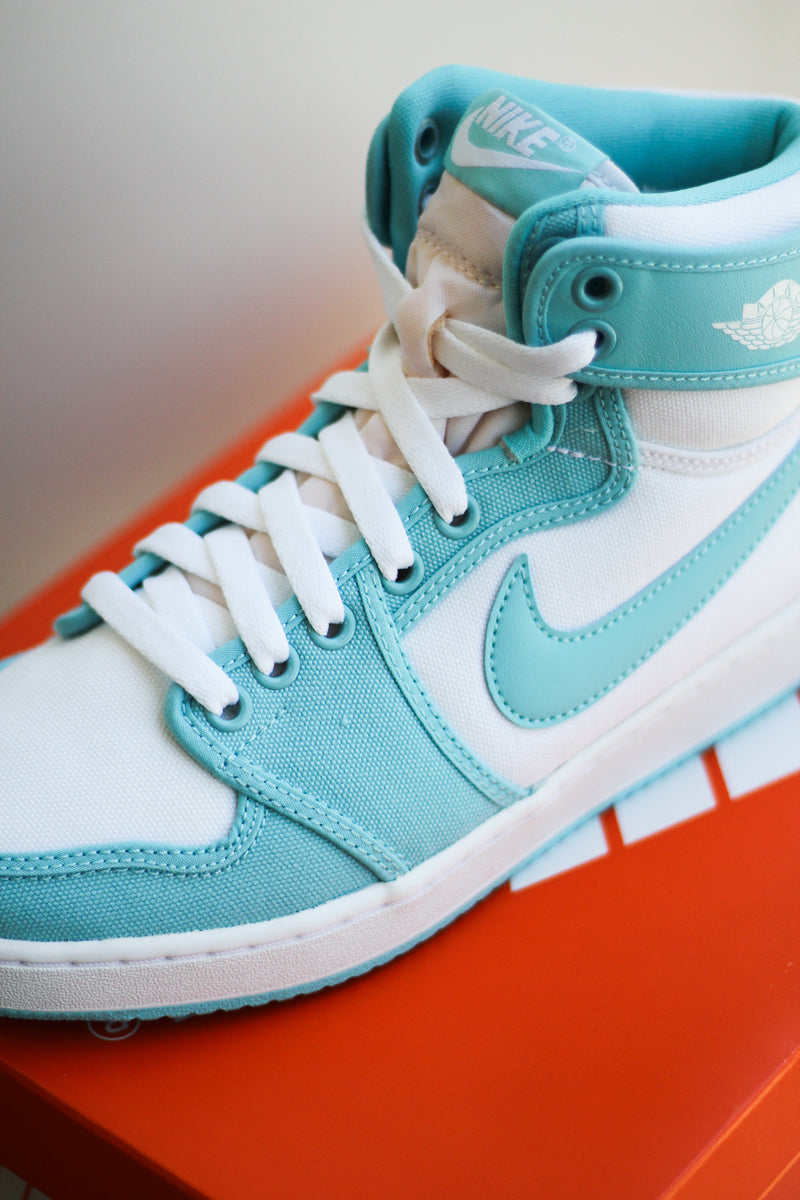 JORDAN 1 KO "BLEACHED AQUA"