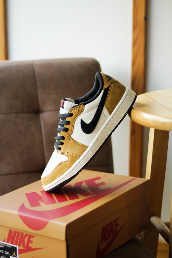 AIR JORDAN 1 LOW OG "GOLDEN HARVEST"