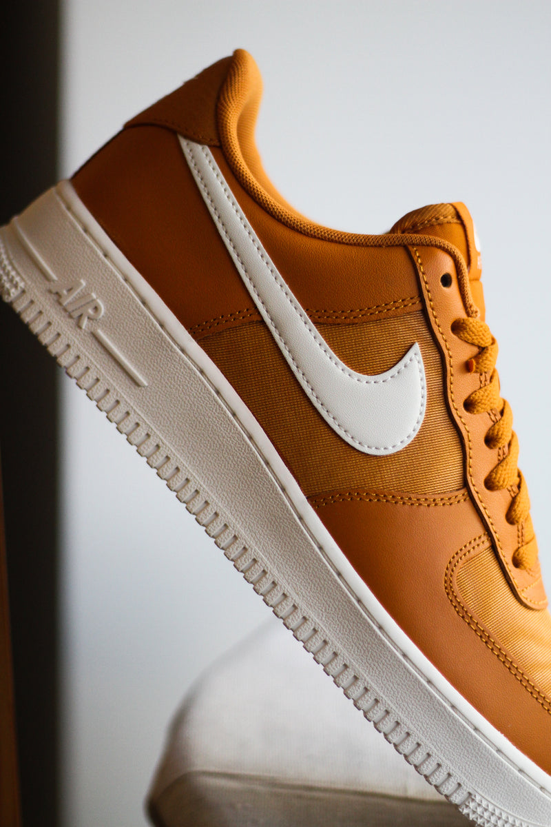 AIR FORCE 1 '07 LV8 "MONARCH"