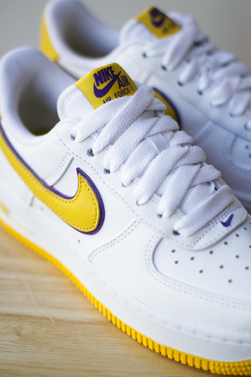 AIR FORCE 1 LOW RETRO KOBE BRYANT "VARSITY MAIZE"
