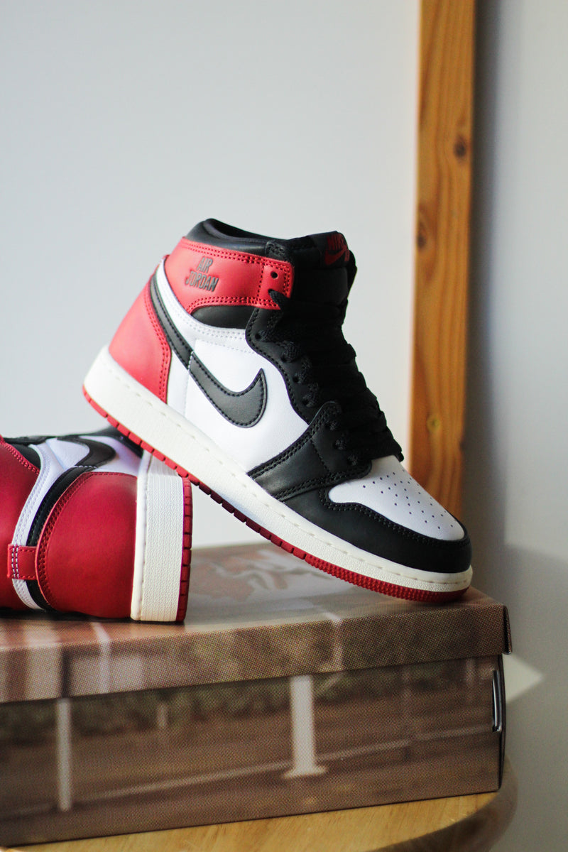 AIR JORDAN 1 RETRO HIGH OG (GS) 