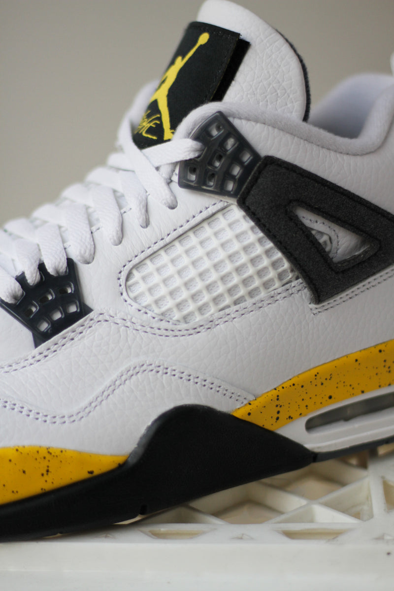 AIR JORDAN 4 RETRO 