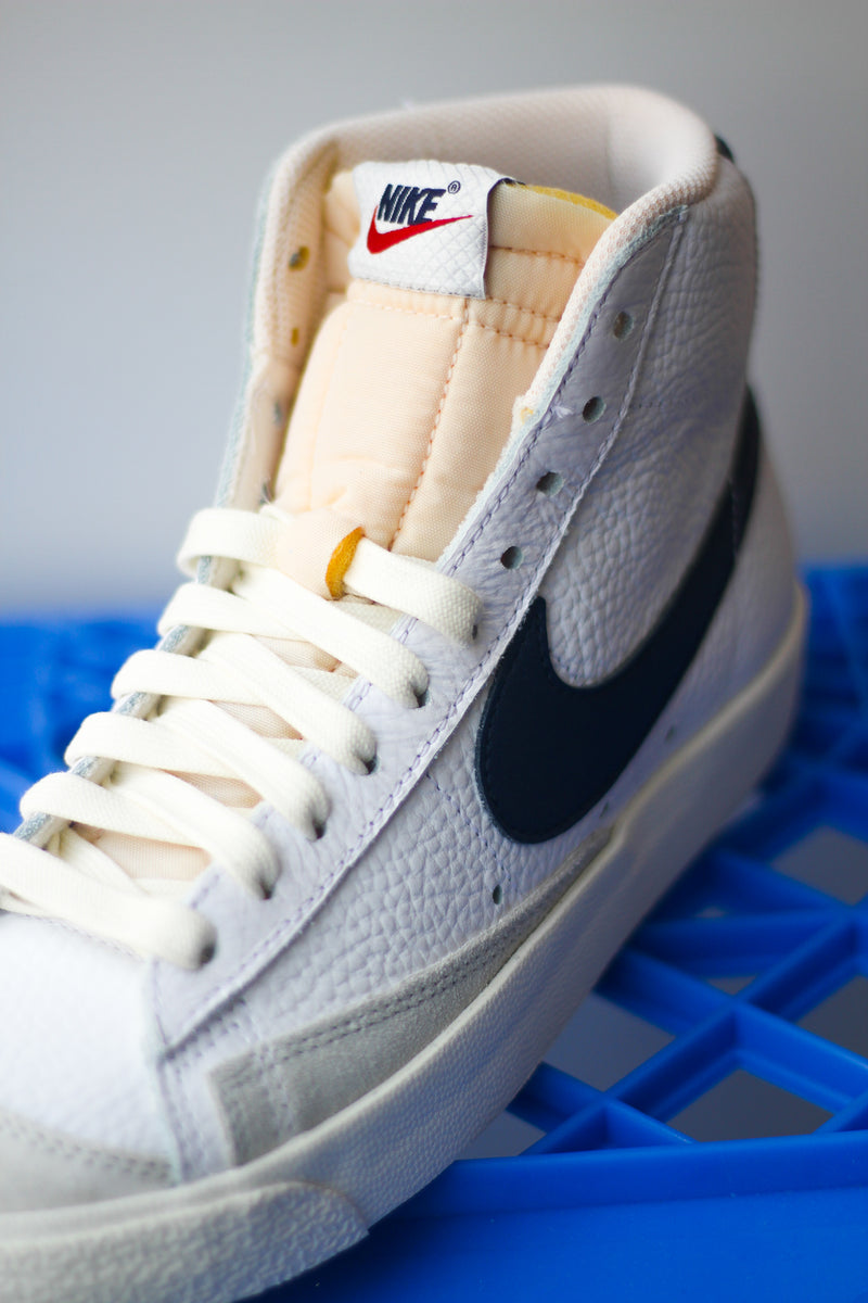 BLAZER MID '77 "WHITE/MIDNIGHT NAVY"