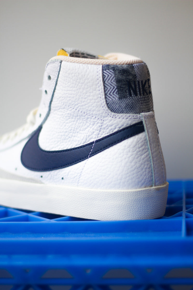 BLAZER MID '77 "WHITE/MIDNIGHT NAVY"