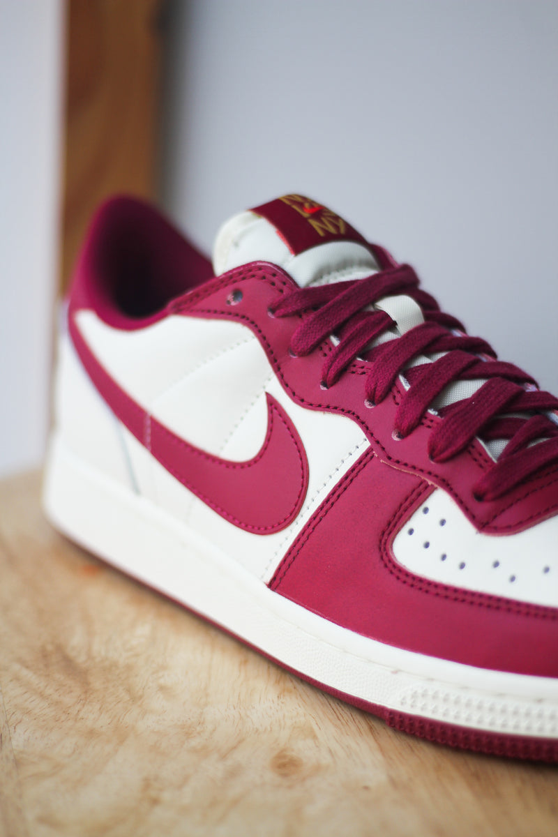 TERMINATOR LOW PREMIUM "NOBLE RED"