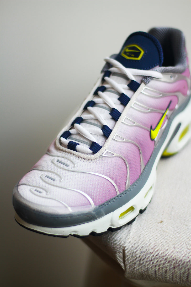 W AIR MAX PLUS "VIOLET DUST"