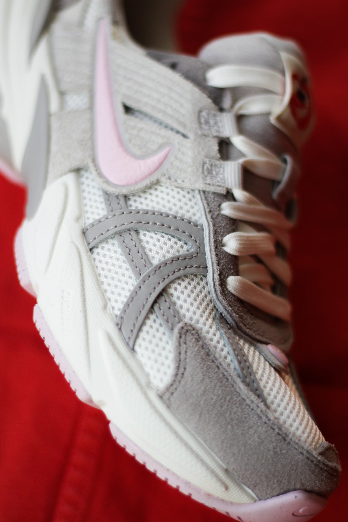 送料・関税込 ★ (W) Nike V2K Run Sail Pink Foam W V2K RUN