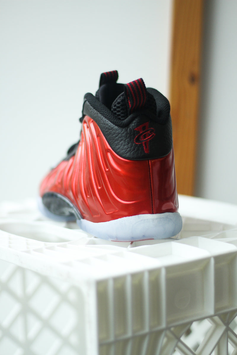 LITTLE POSITE ONE (GS) "VARSITY RED"