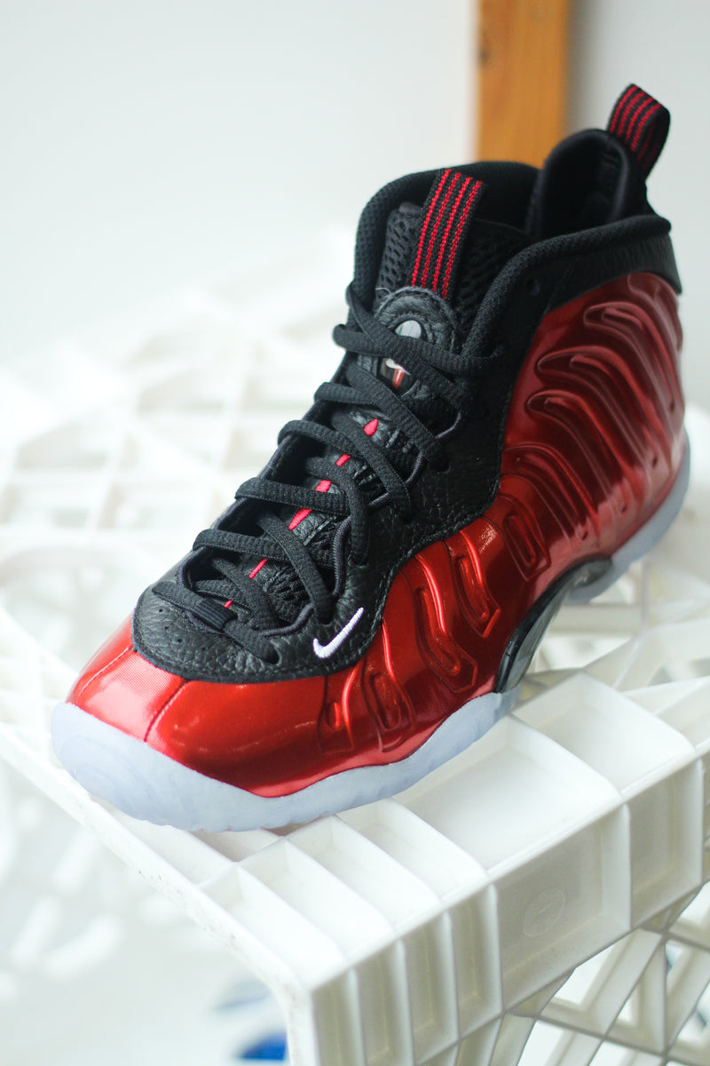 LITTLE POSITE ONE (GS) "VARSITY RED"