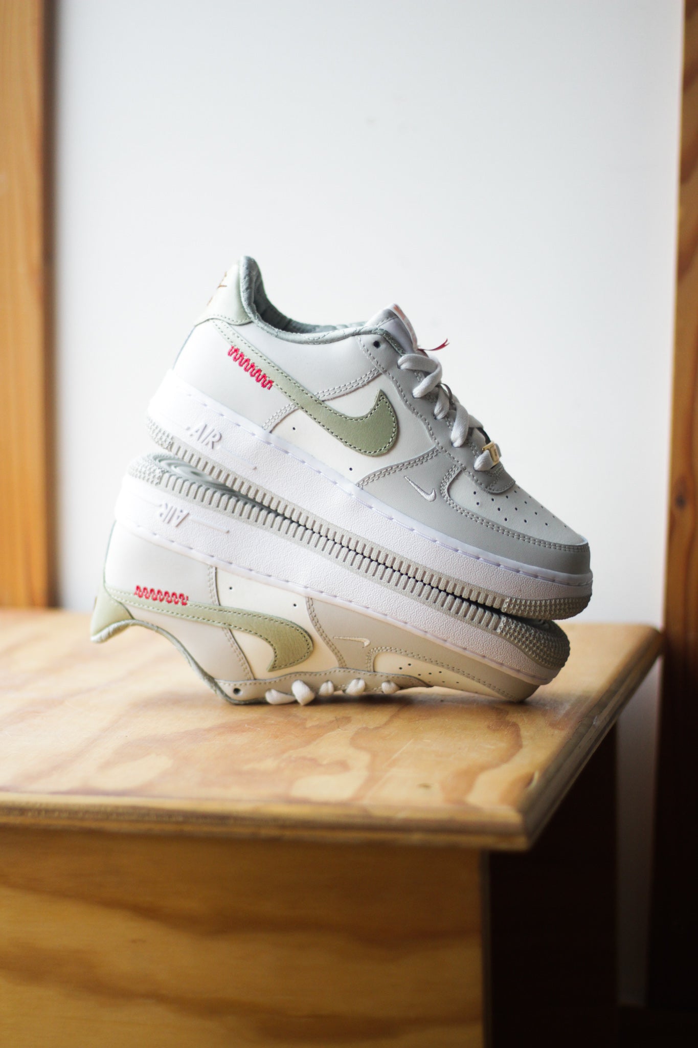 Nike Sportswear Air Force Lv8 Femme Air Force Off White Blanche