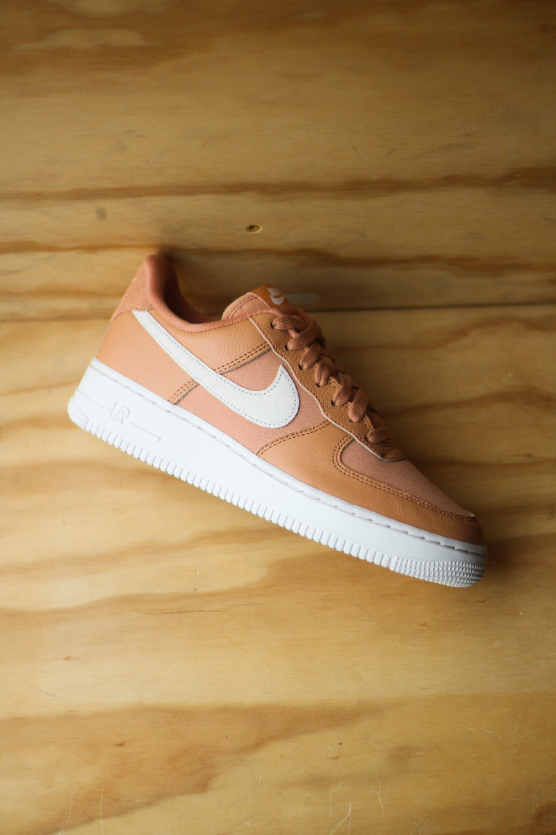 AIR FORCE 1 '07 LX "AMBER BROWN"