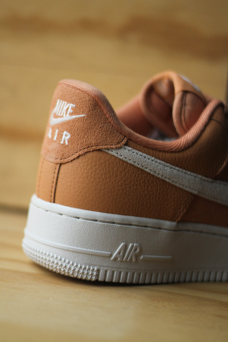 Nike Air Force 1 '07 LX Amber Brown Sneakers