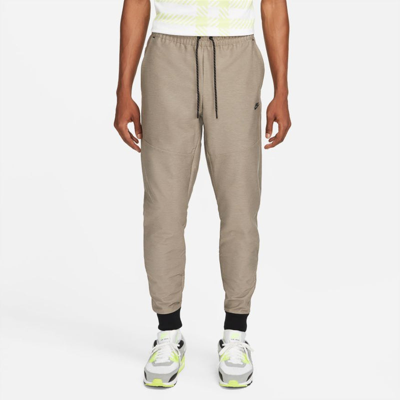 NSW DRI FIT TECH PACK UNLINE TRACK PANT MOON FOSSIL Sneaker Room