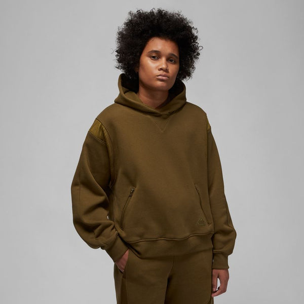 W 23 ENGINEERED PULLOVER "LIGHT OLIVE"