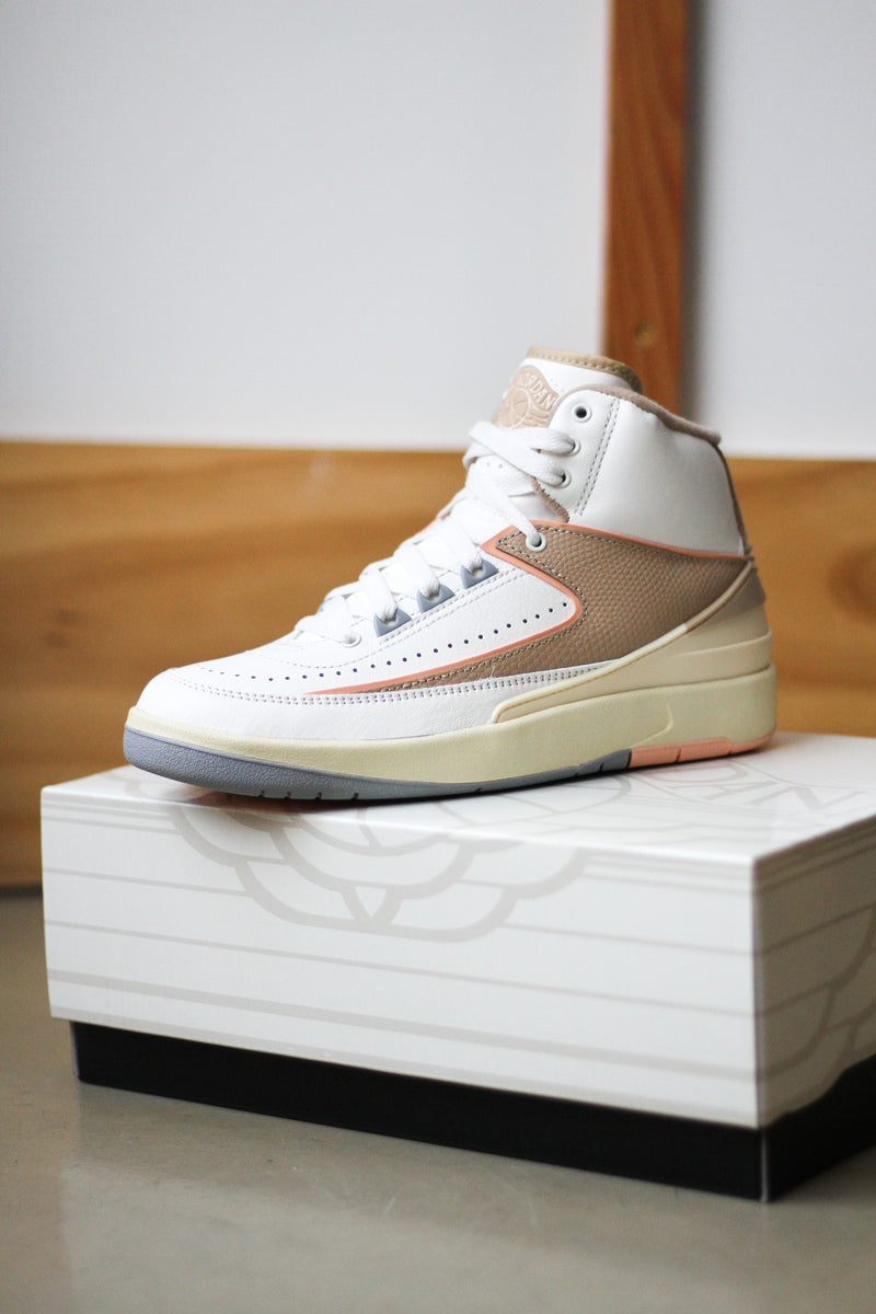 W AIR JORDAN 2 RETRO "SAIL"