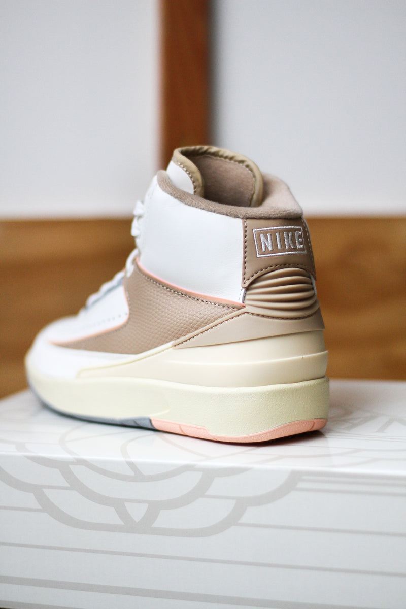 W AIR JORDAN 2 RETRO "SAIL"