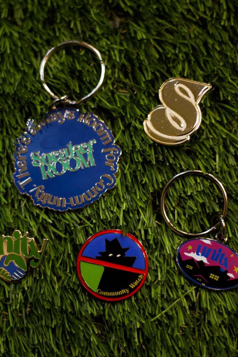 COMMUNITY KEYCHAIN