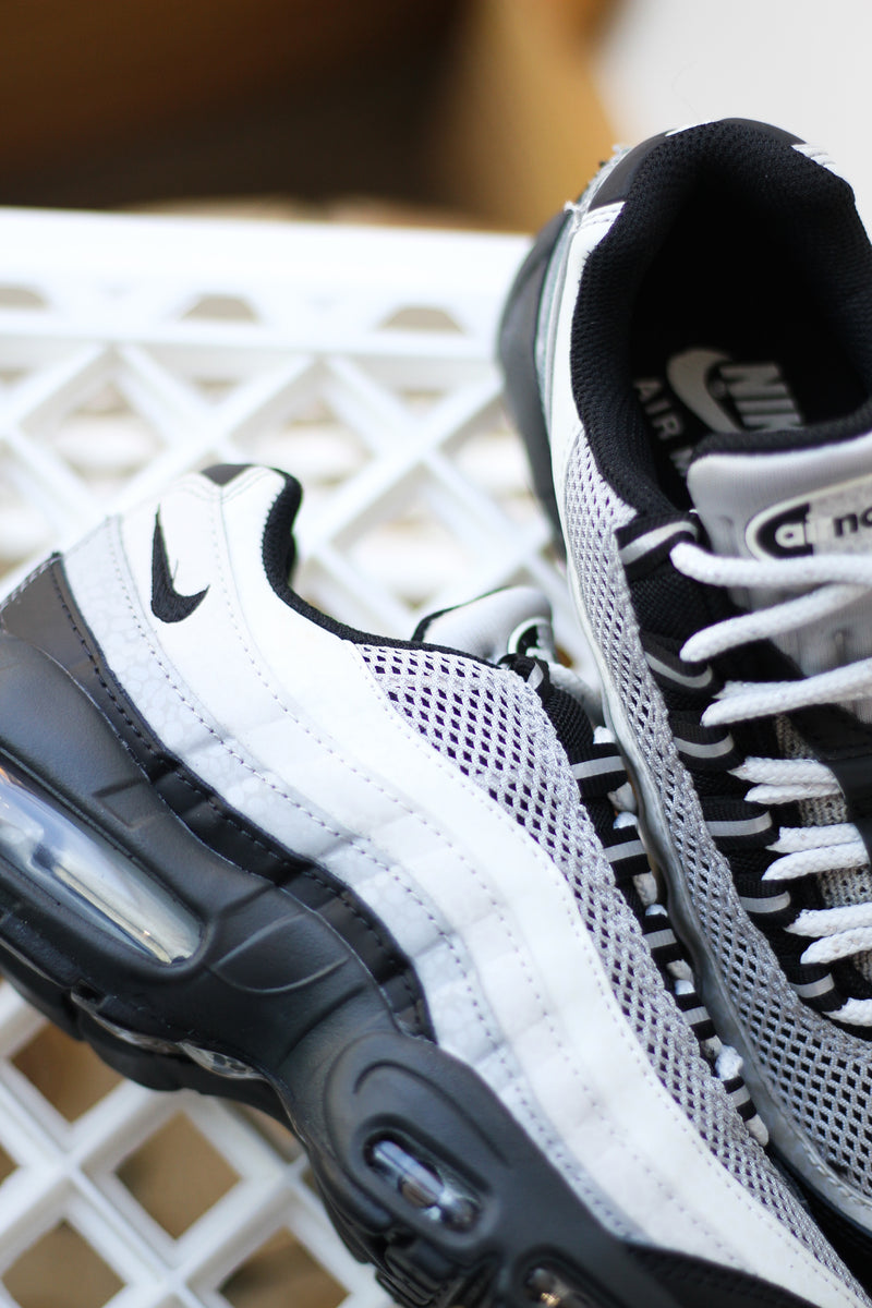 W AIR MAX 95 LX "LT SMOKE GREY"