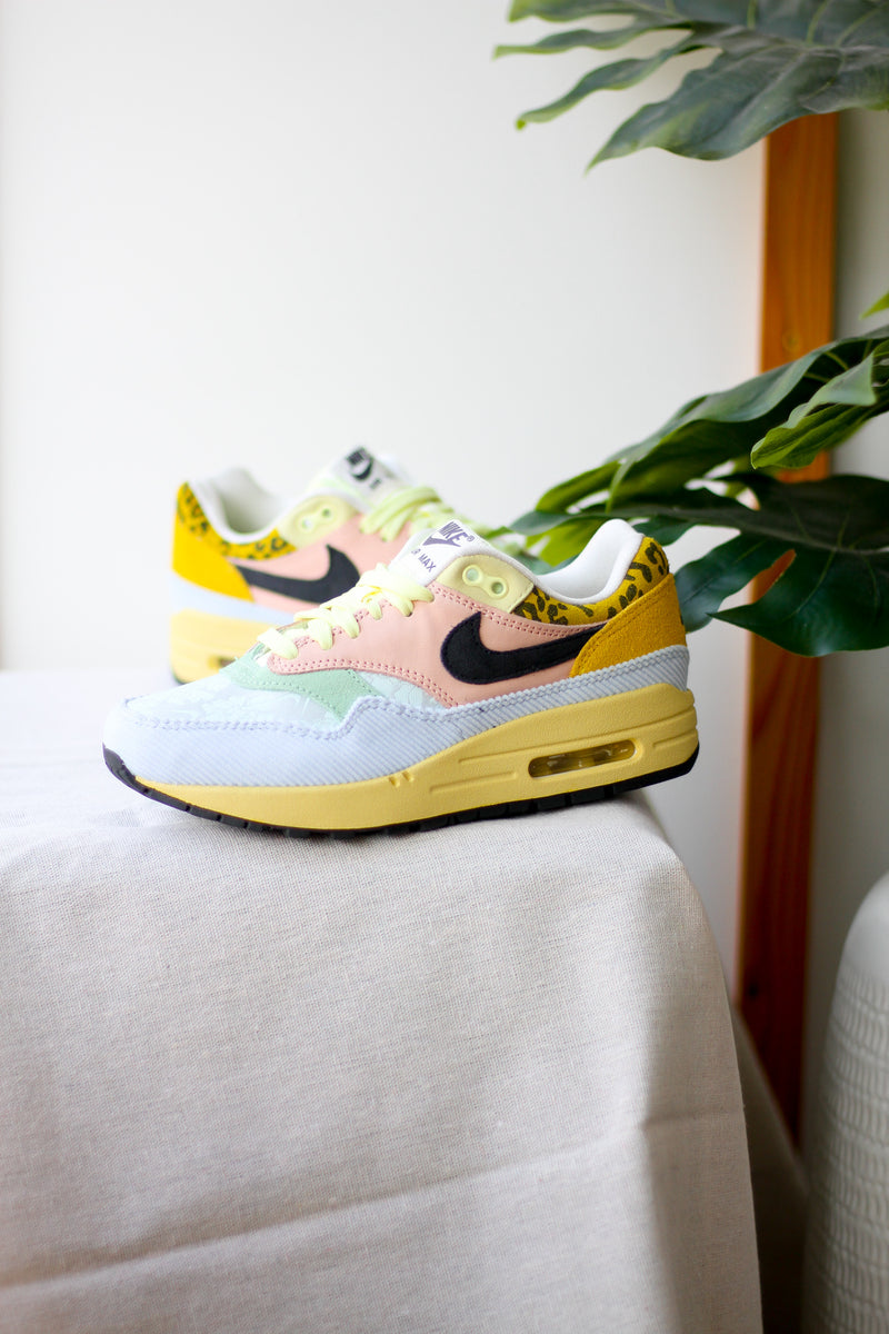 W NIKE AIR MAX 1 '87 PRM "CELESTINE BLUE"