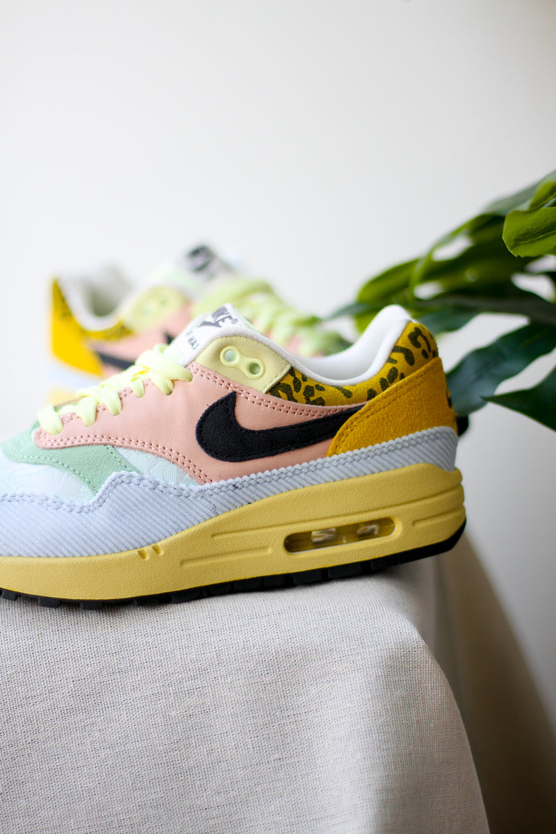 W NIKE AIR MAX 1 '87 PRM "CELESTINE BLUE"
