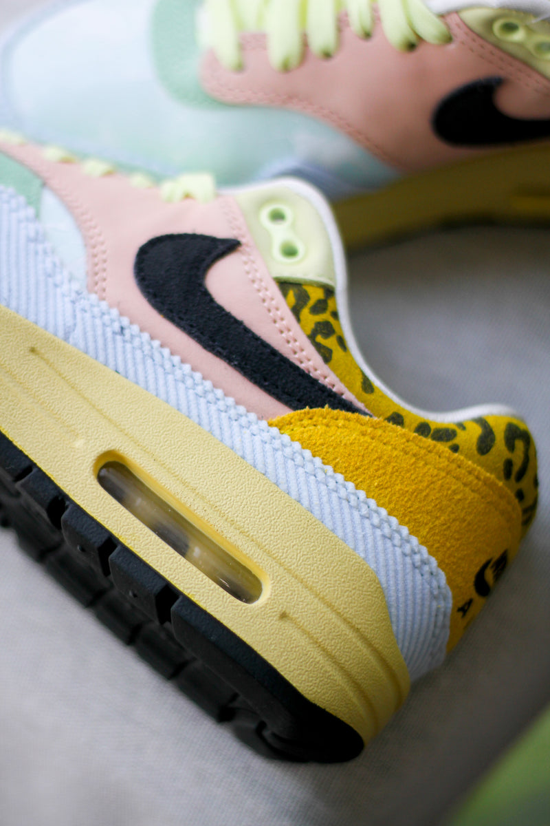 W NIKE AIR MAX 1 '87 PRM "CELESTINE BLUE"