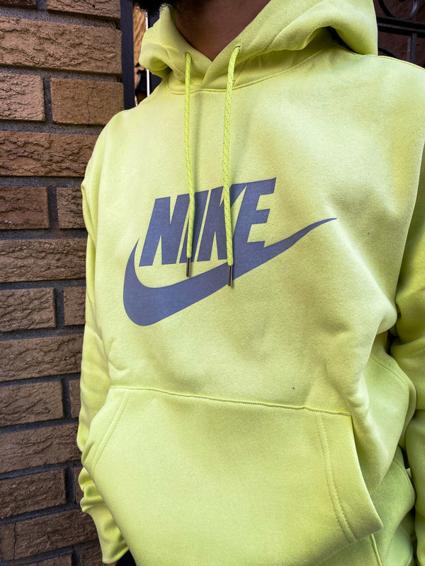 NSW PULLOVER HOODIE "LIMELIGHT"