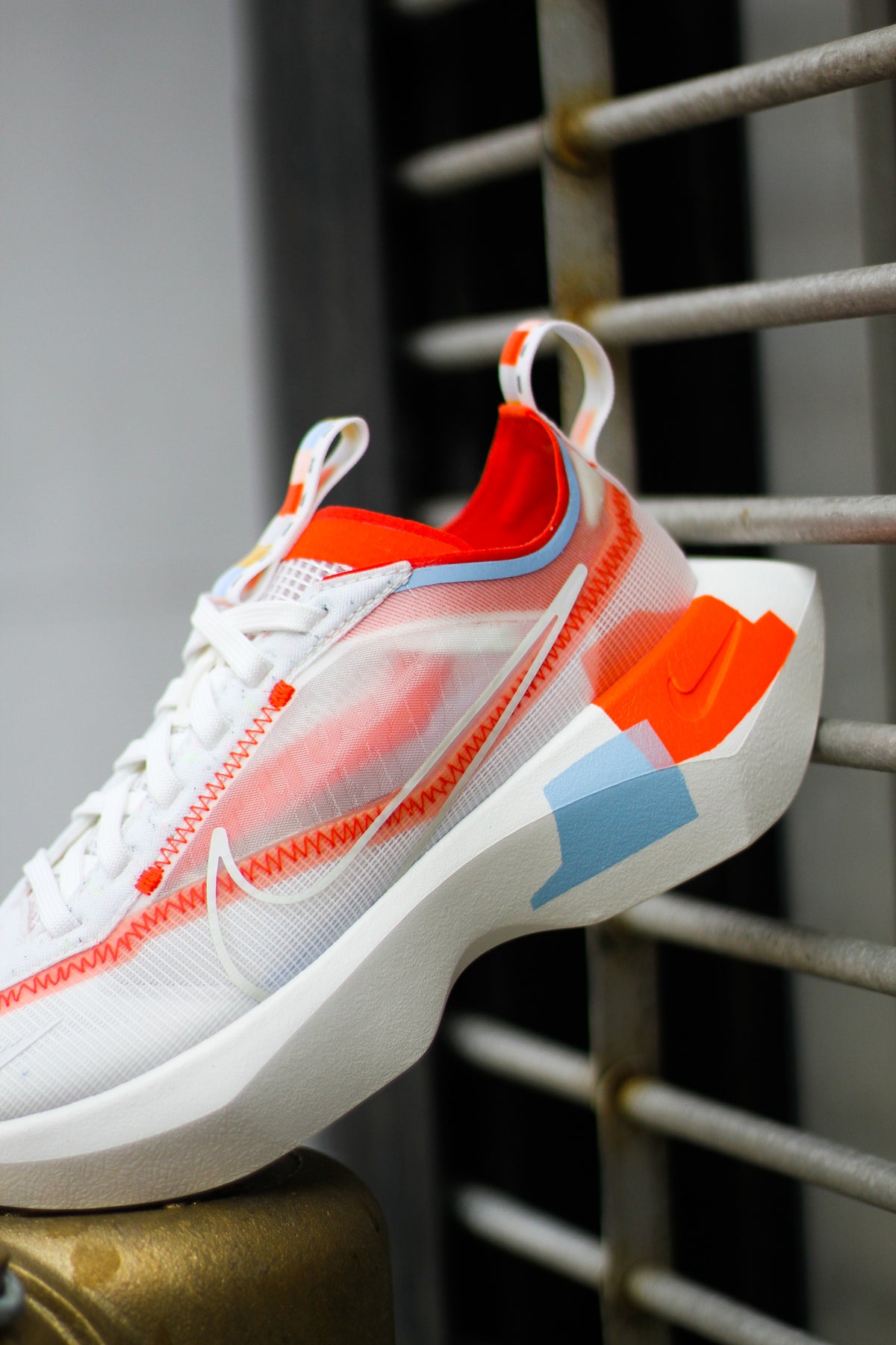 W VISTA LITE SE SUMMIT WHITE Sneaker Room