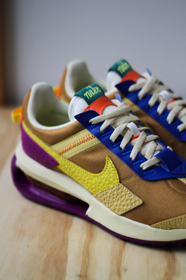 W NIKE AIR MAX PRE DAY "WHEAT/YELLOW STRIKE"