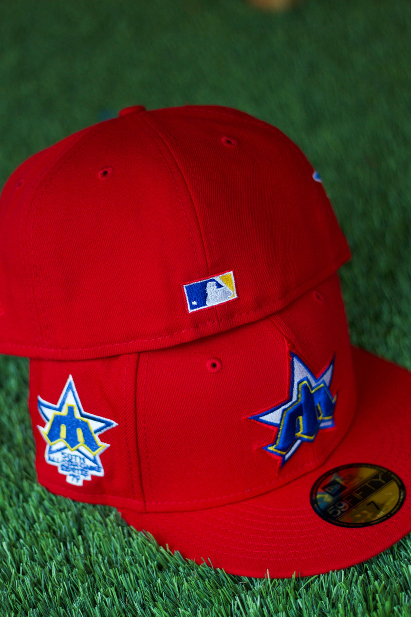 1979 SEATTLE MARINERS RED FITTED W/ GREEN UNDER VISOR