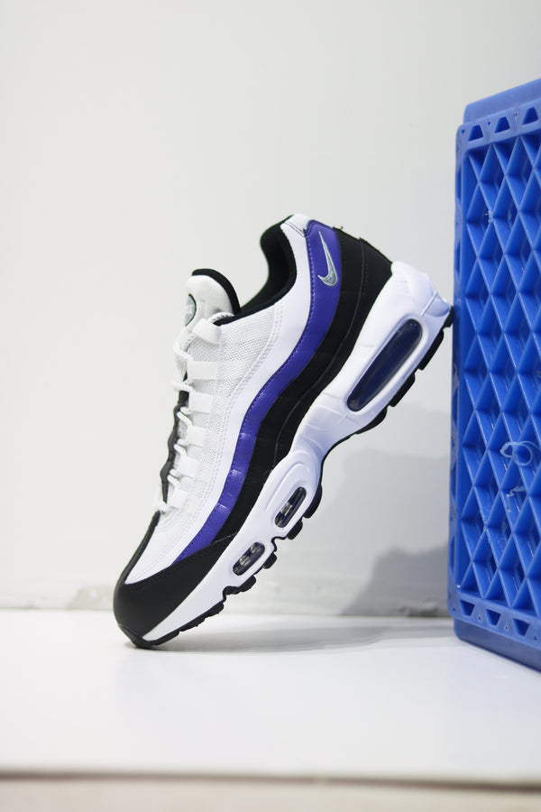 Men's Nike Air Max 95 SE Jewel Swoosh Casual Shoes