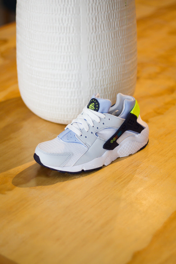 HUARACHE RUN (GS) "WHITE/BLACKENED BLUE"