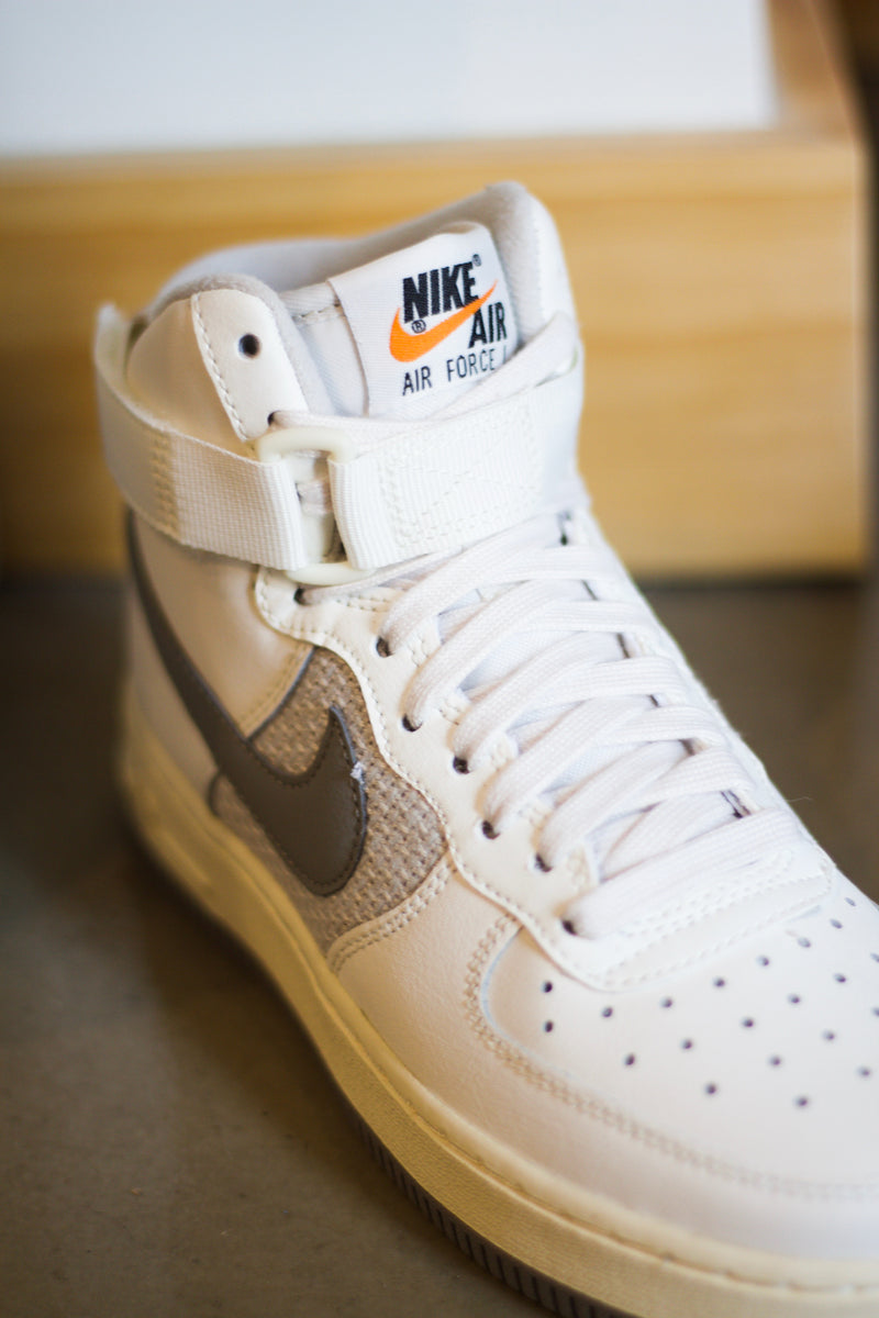 AIR FORCE 1 HIGH LE (GS) "SAIL/MEDIUM GREY"