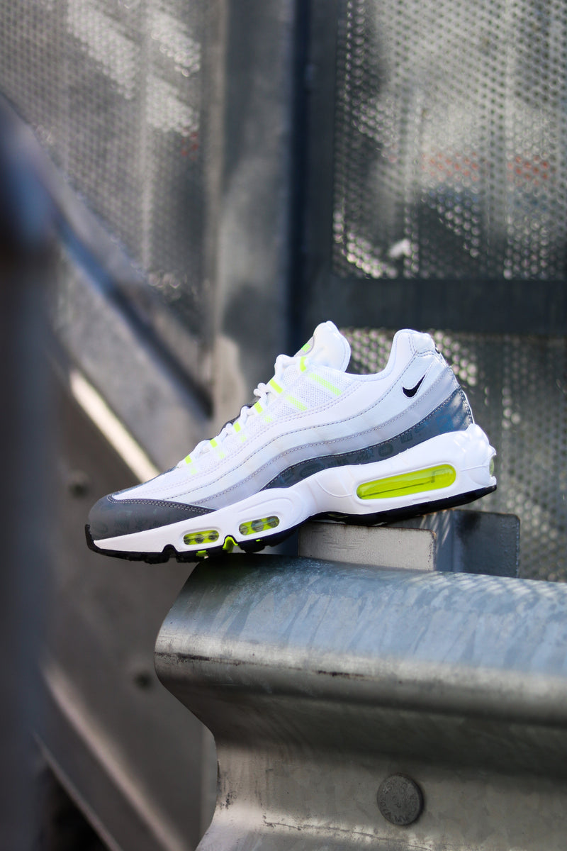 NIKE AIR MAX 95 "LOGOS WHITE/VOLT"