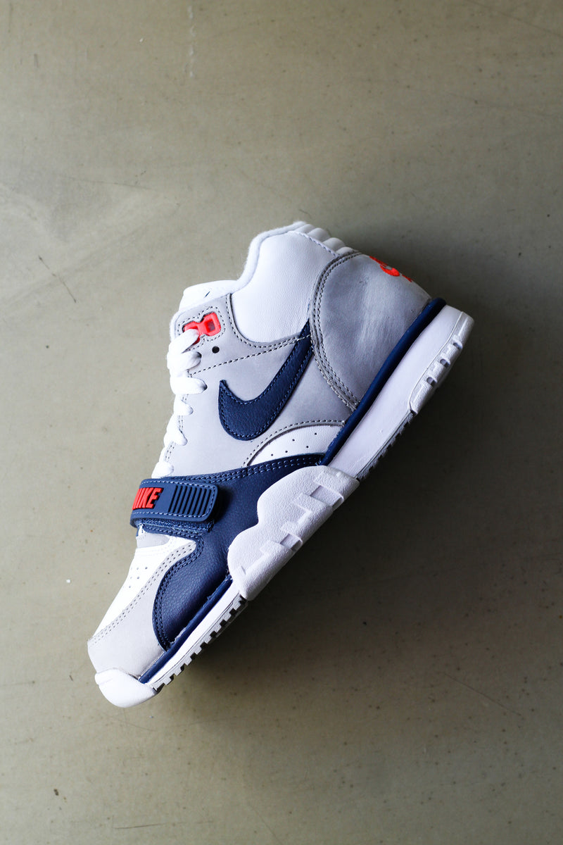 AIR TRAINER 1 "MIDNIGHT NAVY"