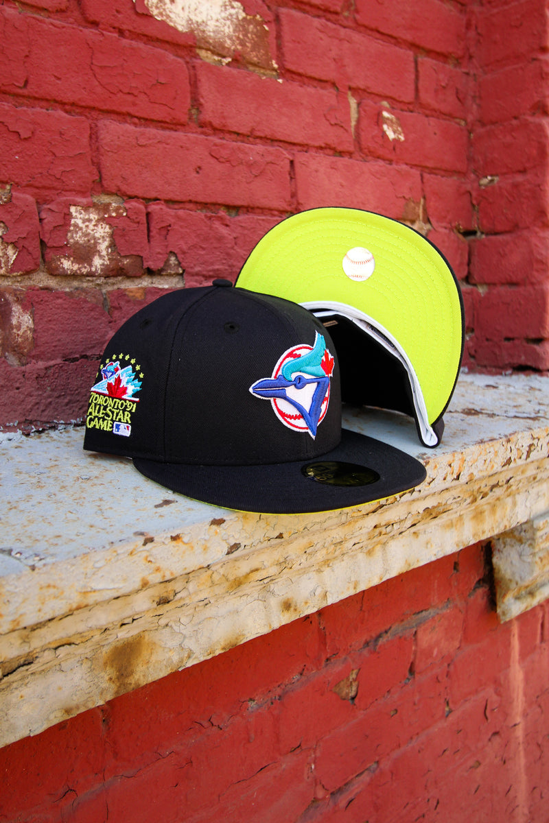 1991 TORONTO BLUE JAYS NAVY FITTED W/ KIWI UNDER VISOR