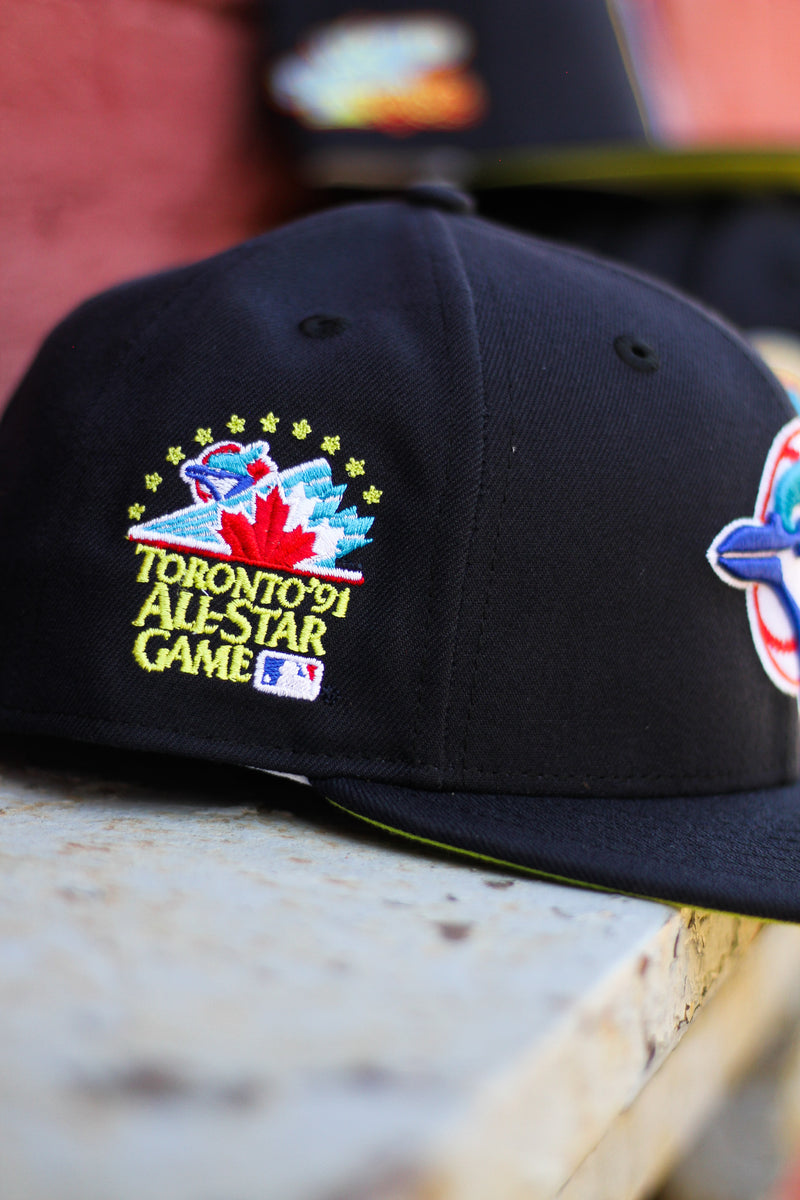1991 TORONTO BLUE JAYS NAVY FITTED W/ KIWI UNDER VISOR
