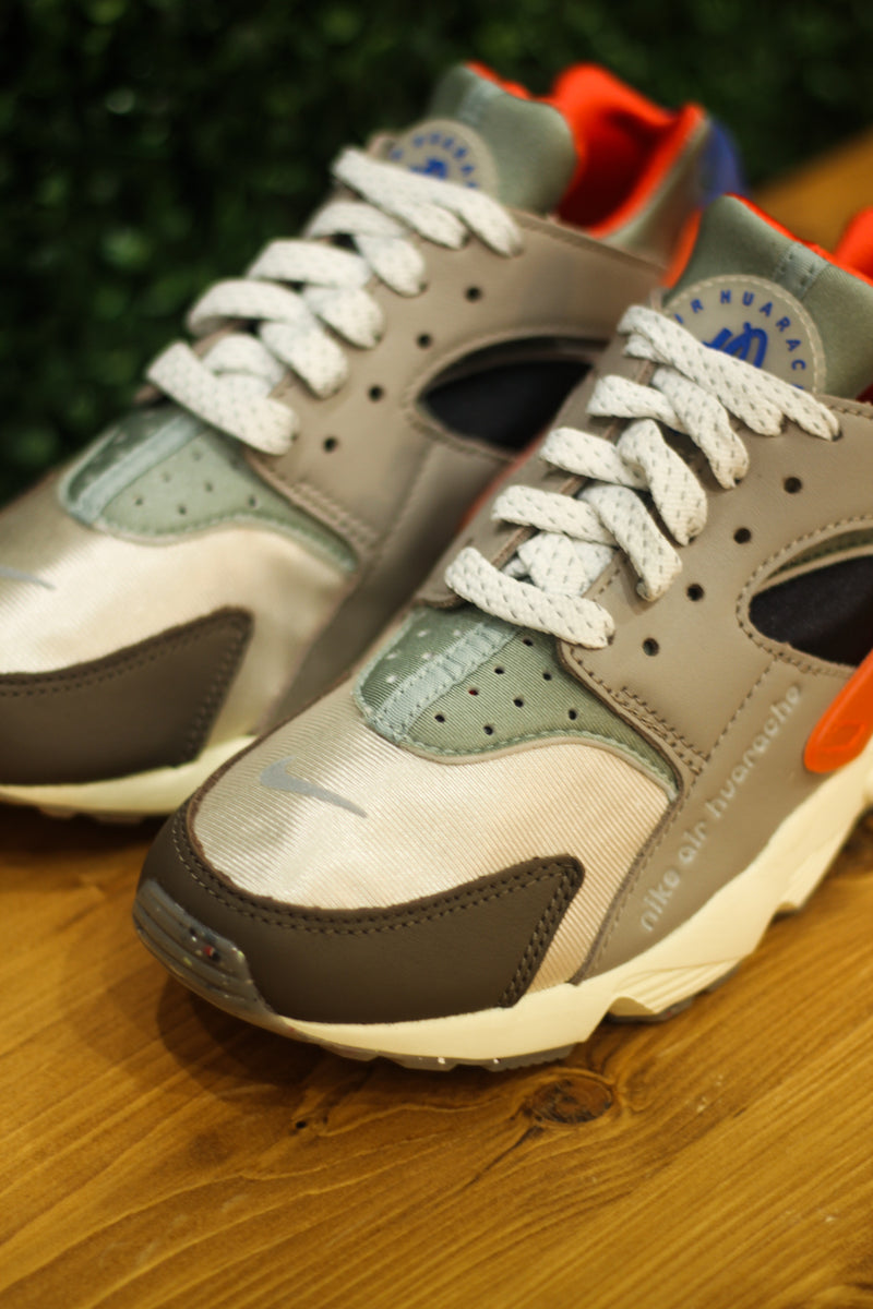 AIR HUARACHE PRM "ENIGMA STONE"