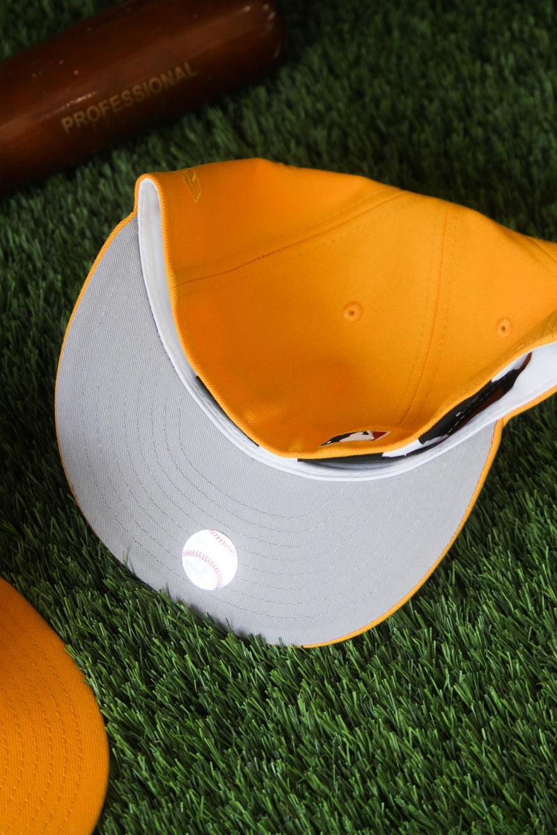 1999 BOSTON RED SOX A GOLD FITTED W/ GREY UNDER VISOR