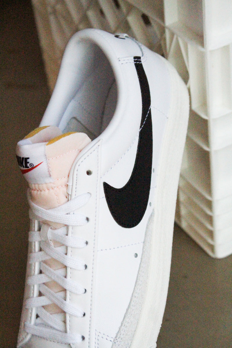 BLAZER LOW '77 VNTG "WHITE"