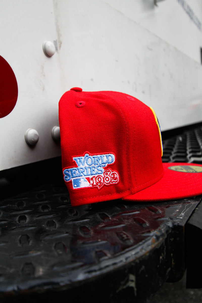 1982 MILWAUKEE BREWERS RED FITTED W/ GREY UNDER VISOR