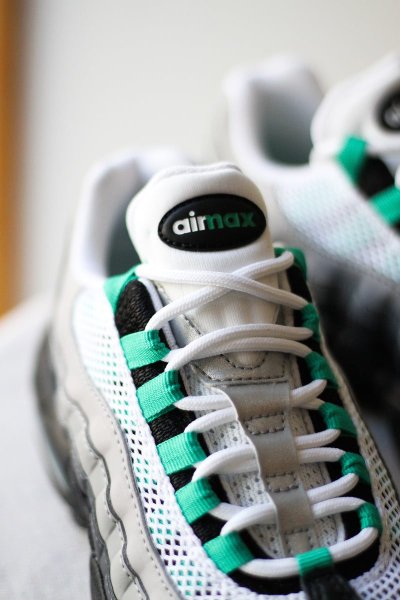 W AIR MAX 95 "STADIUM GREEN"