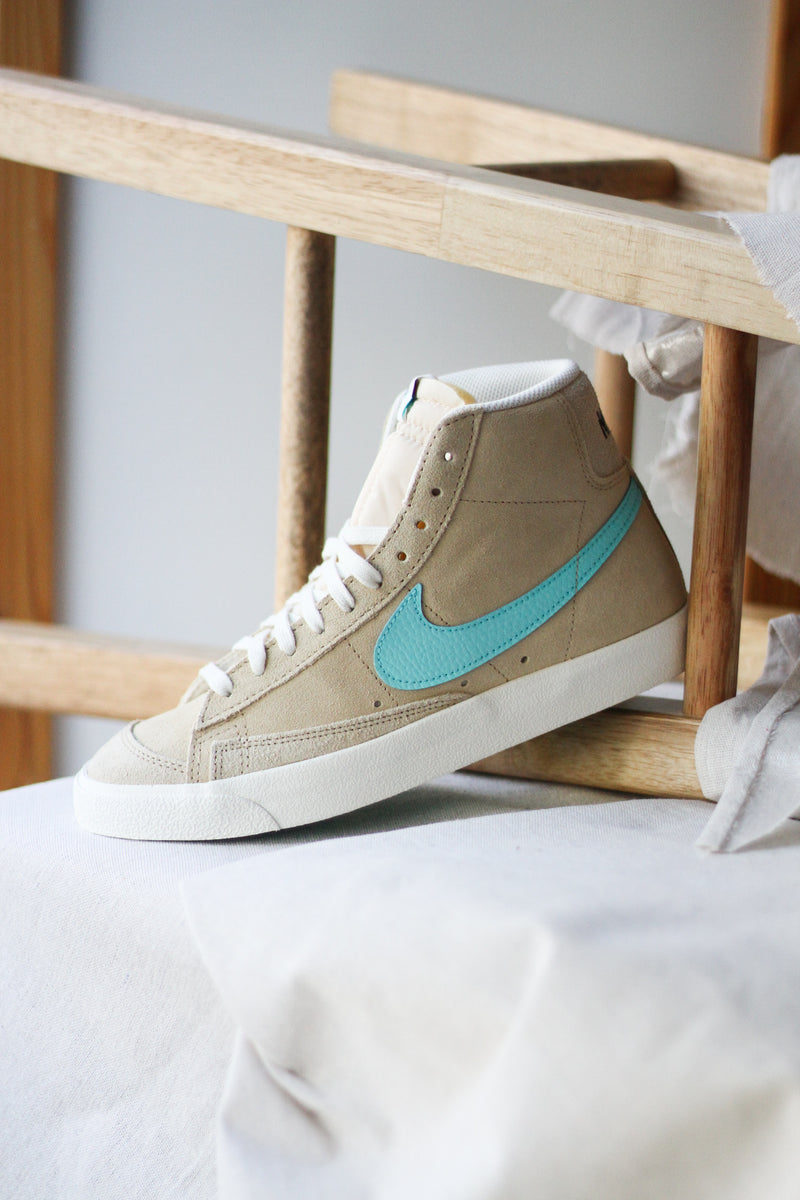 BLAZER MID '77 SE "DESERT ORE"